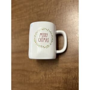 Rae Dunn Merry White Catmas Wreath Mug